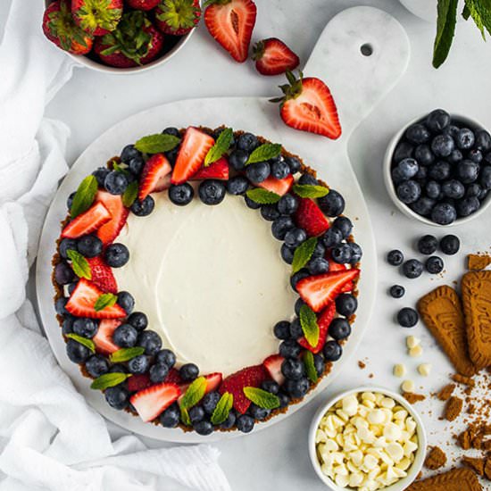 No-Bake Mixed Berry Cheesecake Tart