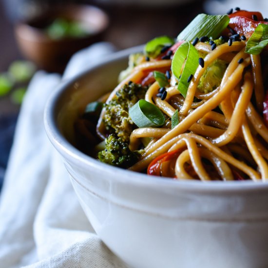 Easy Udon Noodle Vegetable Stir Fry