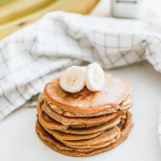 3 Ingredient Banana Pancakes