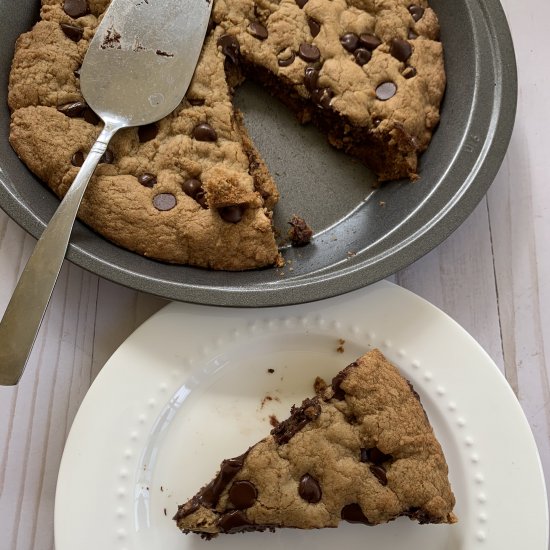 Chocolate Chip Cookie Pie (GF, DF)