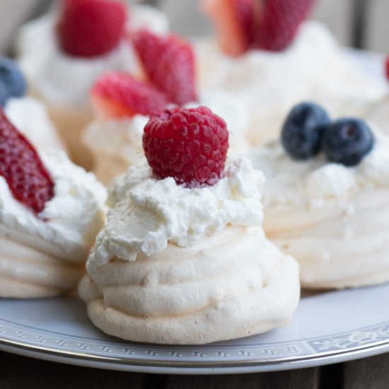 Easy Red, White And Blue Pavlovas