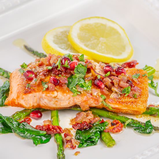 Salmon with Lemon Garlic Butter