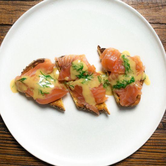 Gravlax (Cured Salmon)