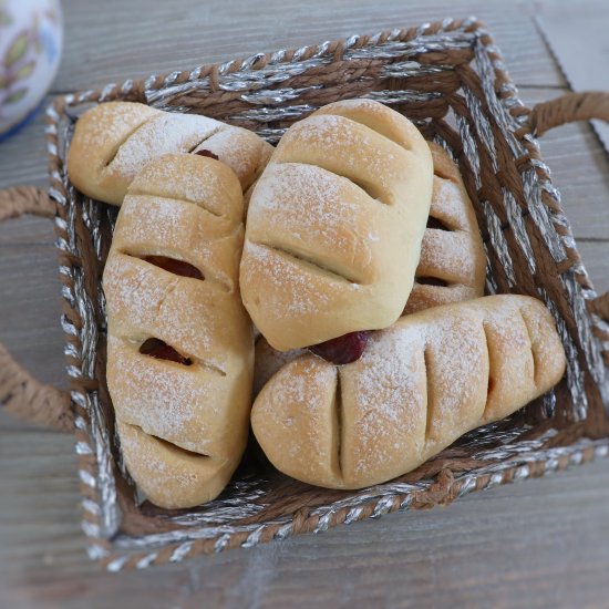 Portuguese chouriço bread