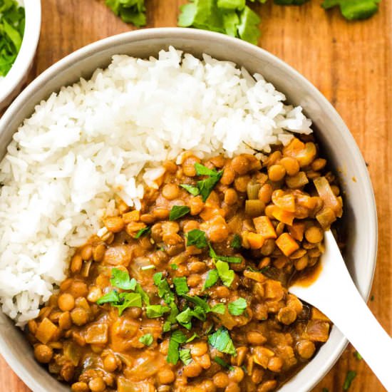 Easy Slow Cooker Lentil Curry