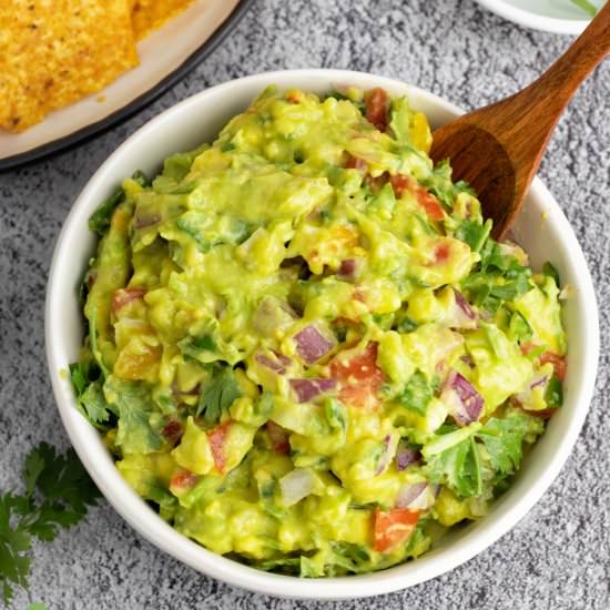 Healthy, Easy Guacamole