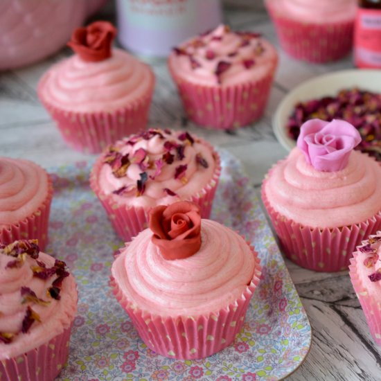 Beautiful Rose Cupcakes