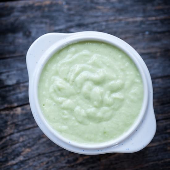 Avocado kefir dip