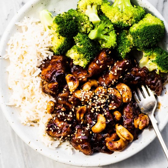 Sticky Cashew Chicken