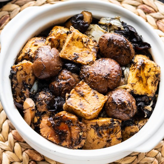 Braised Bean Curd with Mushrooms