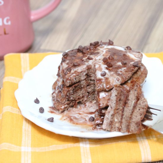 Low Carb Paleo Chocolate Pancakes