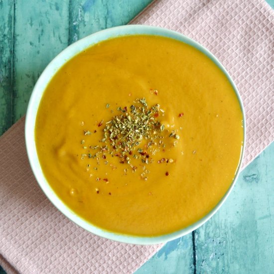 Curry Spiced Parsnip & Carrot Soup