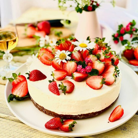 No Bake Strawberry Cheesecake