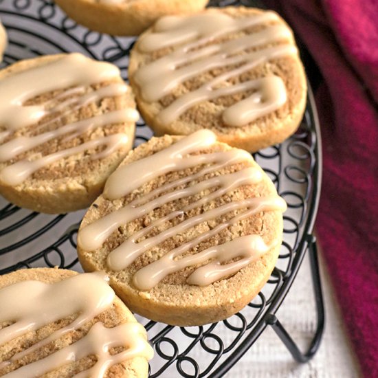 Paleo Cinnamon Roll Cookies