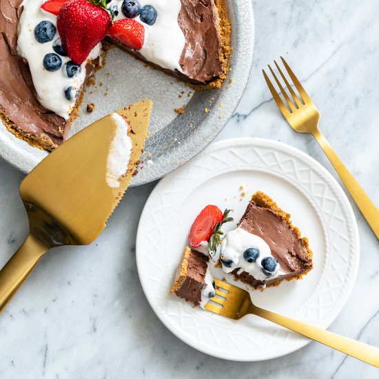 4-Ingredient Chocolate Pie