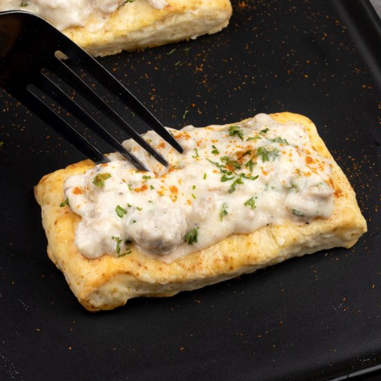 Homemade Biscuits And Gravy Recipe