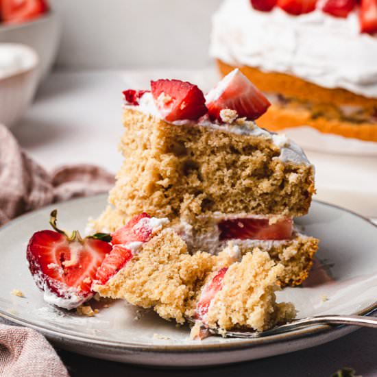 Vegan Strawberries and Cream Cake