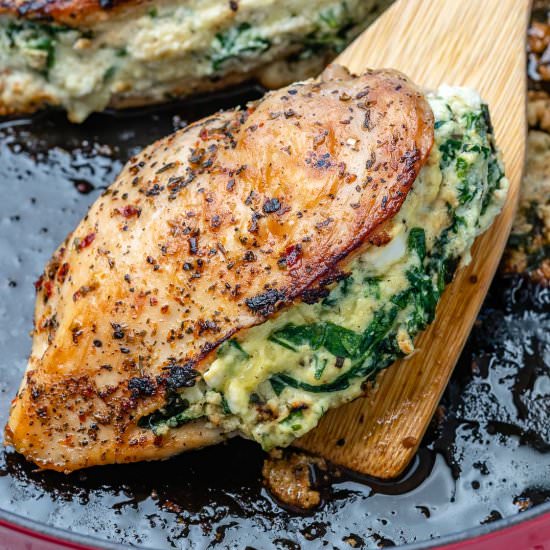 SPINACH AND CHEESE STUFFED CHICKEN