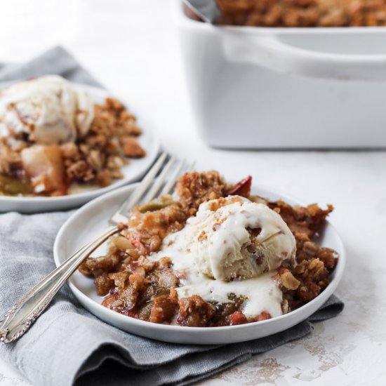 Gluten-Free Rhubarb Pear Crisp