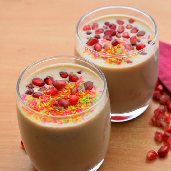 Pomegranate Banana Smoothie