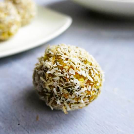 Lemon Coconut Power Bites