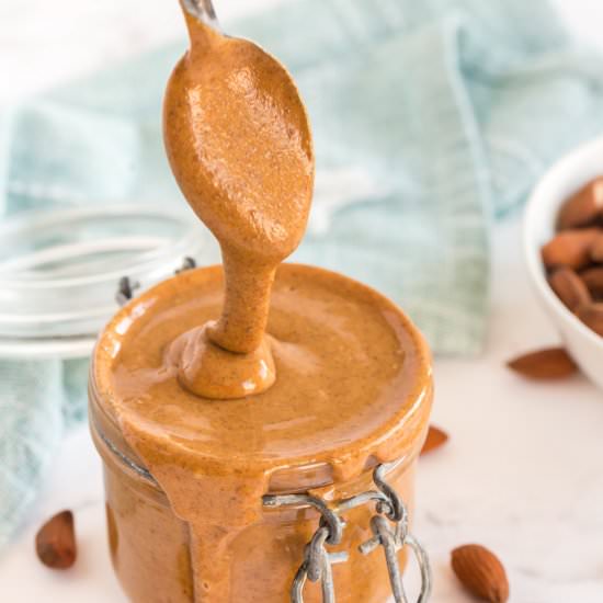 How to make Almond Butter