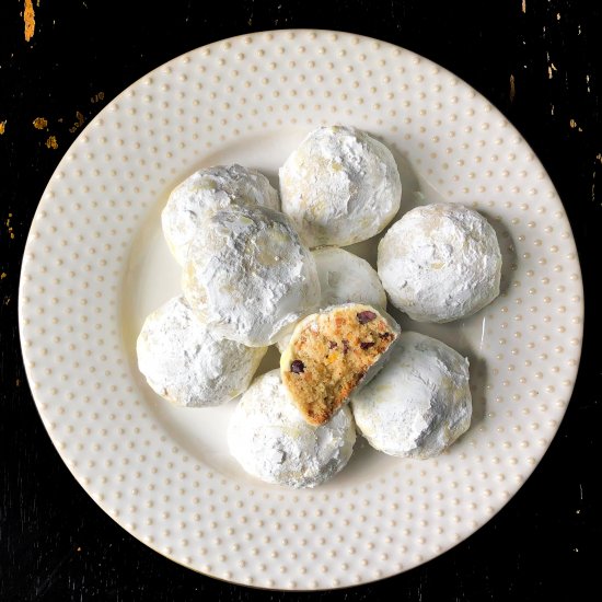 Hazelnut Snowball Cookies