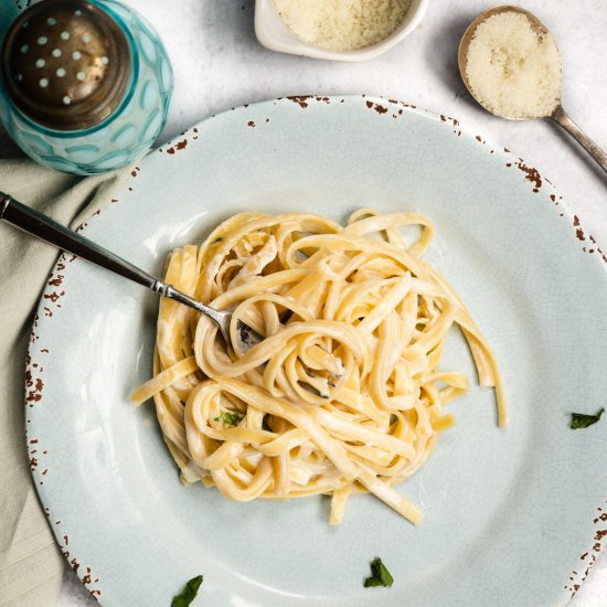 Fettuccine with Butter and Cream