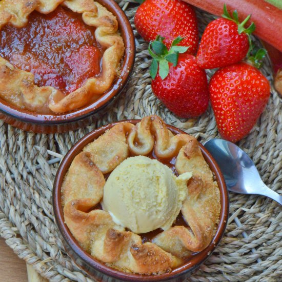 Rhubarb Strawberry Mini Galettes