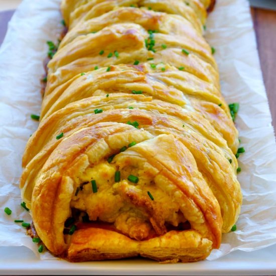 Eggs Benedict Breakfast Braid