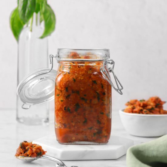 Sun-dried Tomato and Basil Pesto