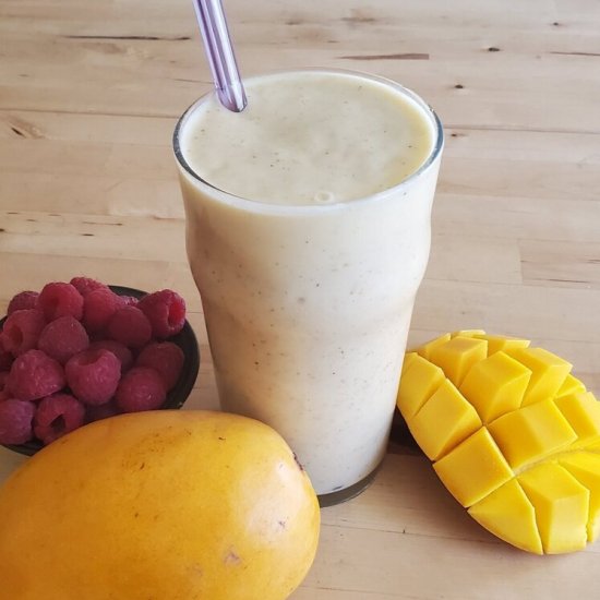 Cardamom Mango Smoothie