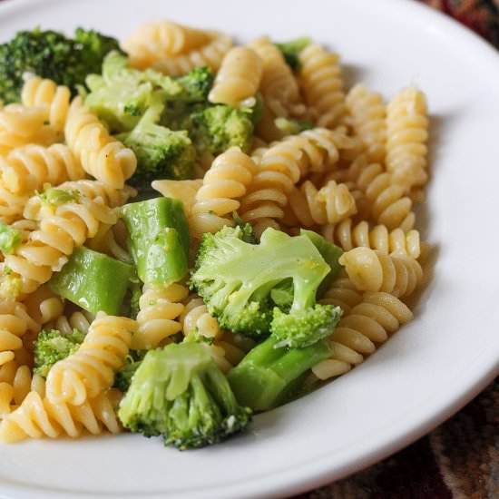 Lemon + Broccoli Pasta