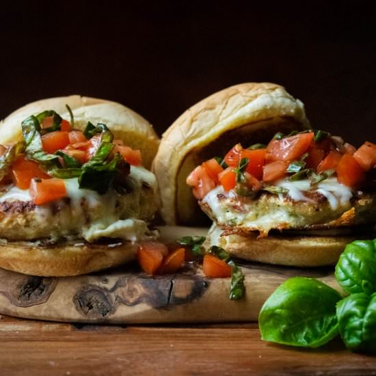 Juicy Pesto Chicken Burgers