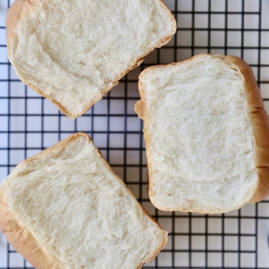 Shokupan (Japanese Milk Bread)