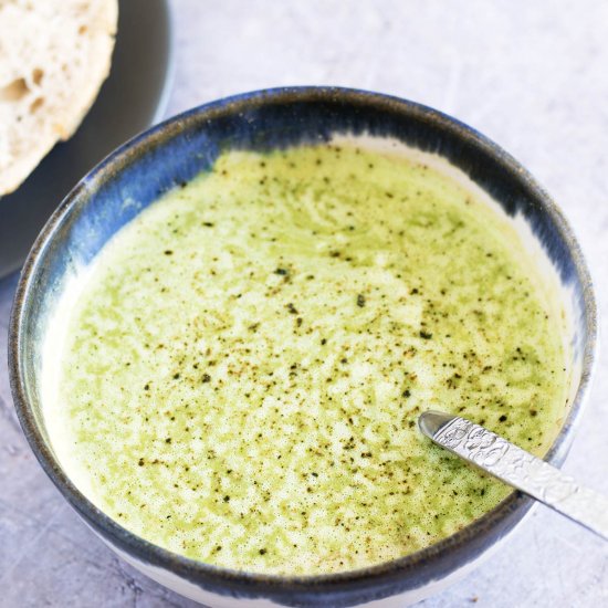 Spinach and split pea soup