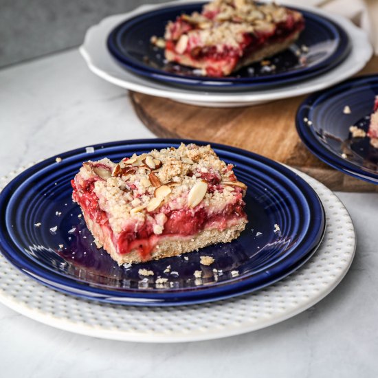 Gluten Free Strawberry Rhubarb Bars