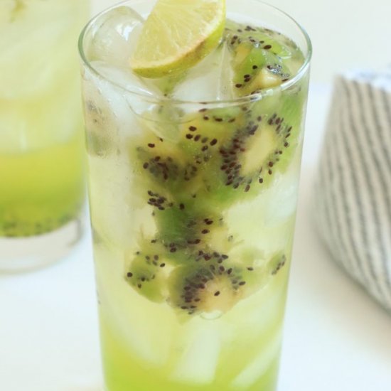 Spiked Kiwi Lemonade