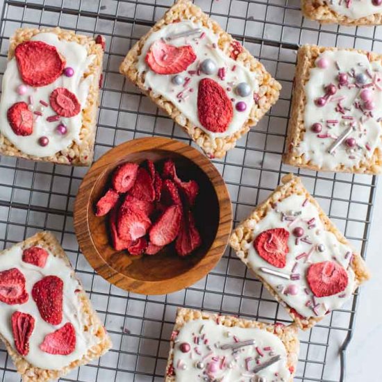 Strawberry Rice Krispie Treats