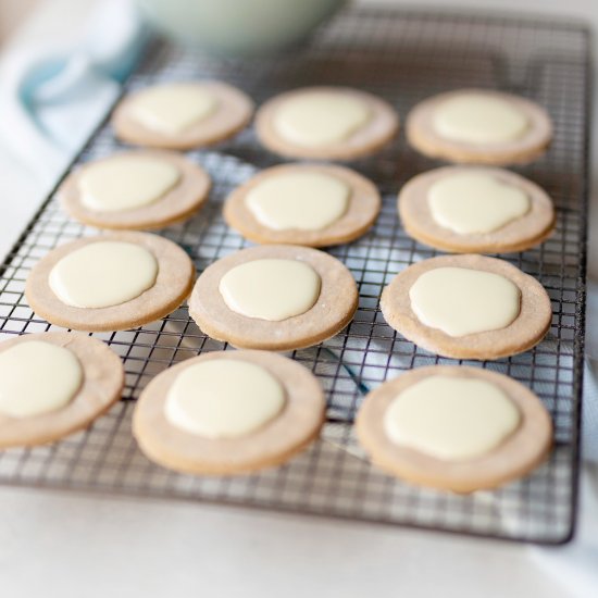 Crunchy Gluten Free Sugar Cookies