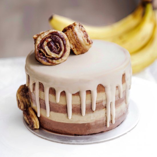 Banana Cinnabun Cake