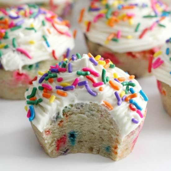 GF/V Homemade Funfetti Cupcakes