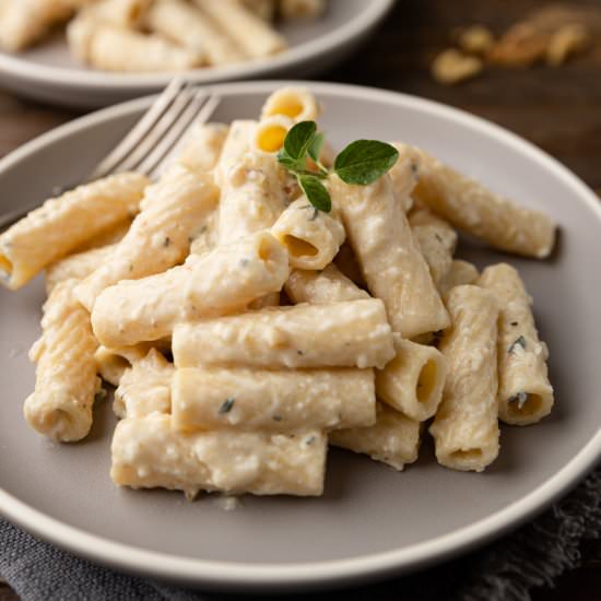 White Pesto Pasta