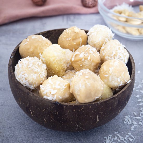 No-Bake Coconut Balls