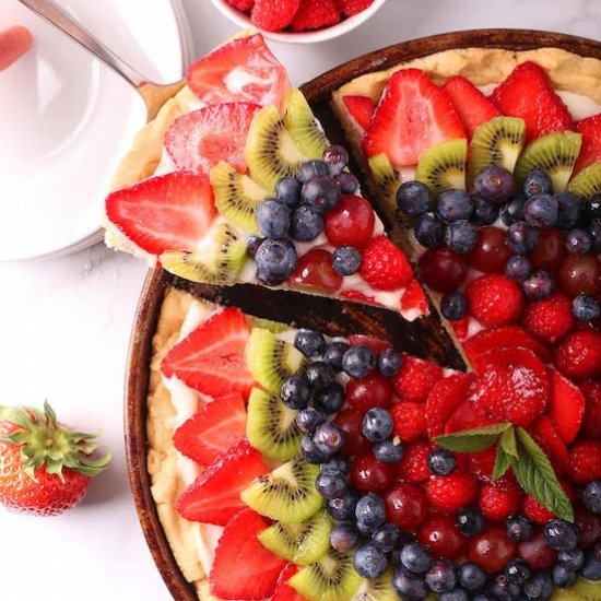 Vegan Fruit Pizza