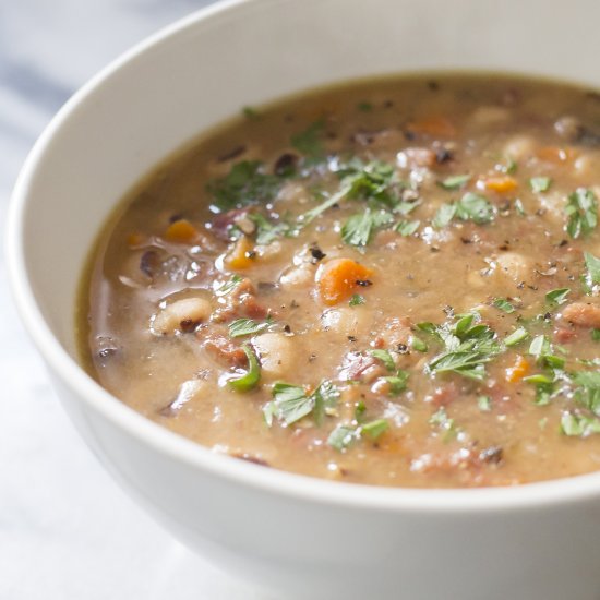 Black Eyed Peas and Ham Soup