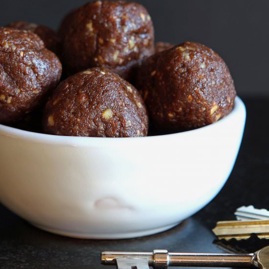 Healthy Energy Balls Hazelnut Cacao