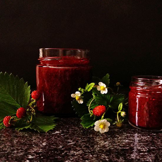 Wild Strawberry Jam without Pectin