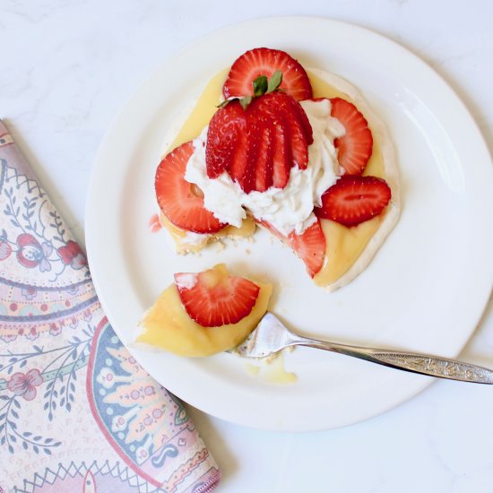 Almond Meringue Berry Tarts