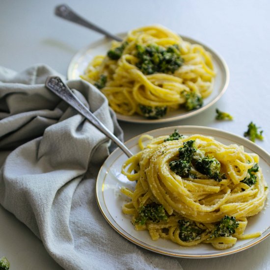 Vegan Broccoli Alfredo Fettuccine